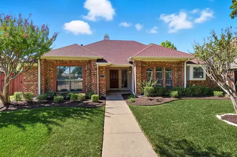 9009 Rodeo Dr, Irving, TX 75063
