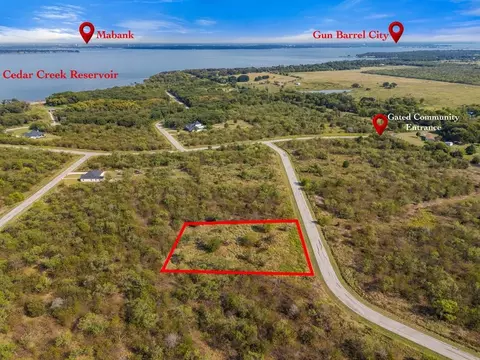 8073 Big Water Ln, Kemp, TX 75143