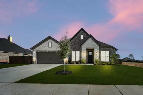 12980 Little Wolf Dr, Godley, TX 76044