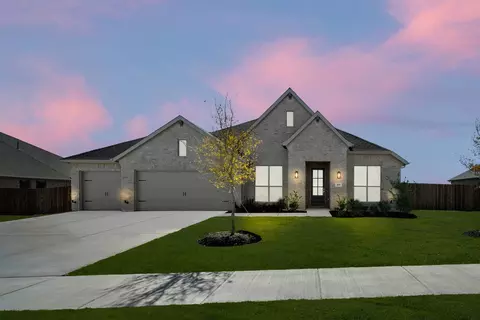 109 Grey Wolf Ct, Godley, TX 76044