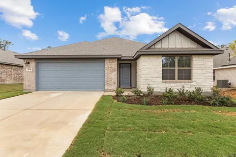 3816 Rose Hill Ct, Denison, TX 75020