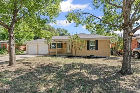 3520 Sheridon Dr, North Richland Hills, TX 76117