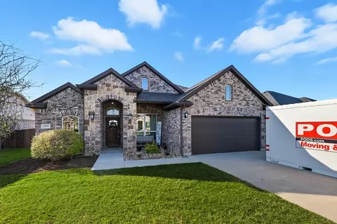 4008 High Plains Dr, Sanger, TX 76266