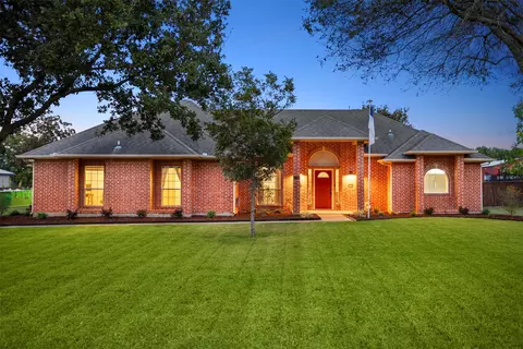 4014 Windmill Ridge Cir, Red Oak, TX 75154