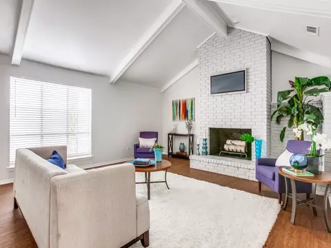 10438 Pagewood Dr, Dallas, TX 75230