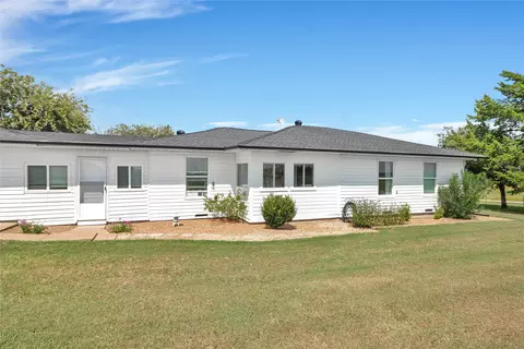 2204 Creechville Rd, Ennis, TX 75119