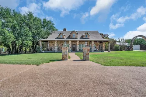 2300 N Rock Creek Rd, Waco, TX 76708