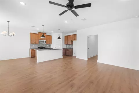2808 Teasdale Rd, Waco, TX 76655 photo 3