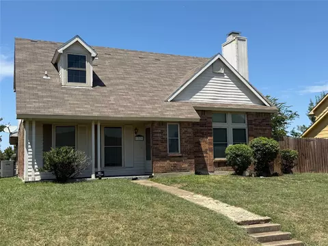1229 Greenbriar Ln, Lancaster, TX 75146