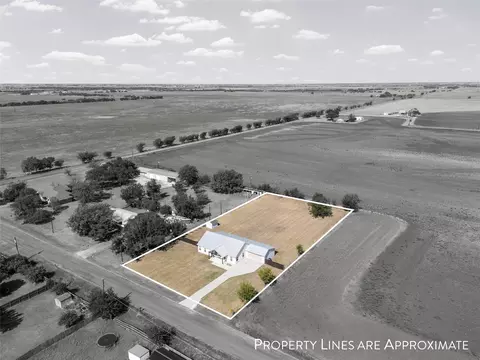 View/Area - 805 N Main St, Mcgregor, TX 76657 photo 2 of 7