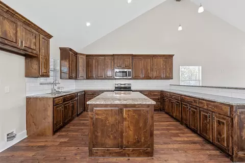 Kitchen - 805 N Main St, Mcgregor, TX 76657 photo 1 of 4