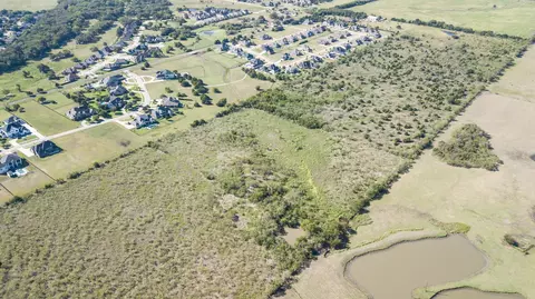 000 Sleepy Hollow Rd, Ennis, TX 75119