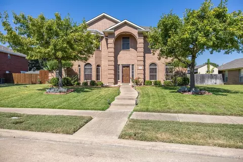 4113 Bluffpoint Rd, Rowlett, TX 75088