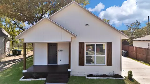 1130 E Hattie St, Fort Worth, TX 76104