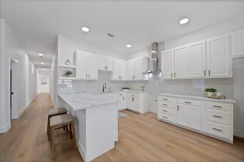 1130 E Hattie St, Fort Worth, TX 76104