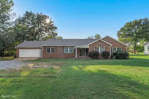 8099 N Lakeshore Dr, Shreveport, LA 71107