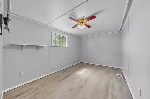 Bedroom - 194 Thunderbird Dr, Mabank, TX 75156 photo 1 of 1