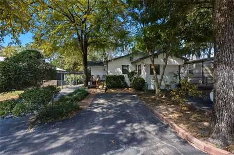 Exterior - 194 Thunderbird Dr, Mabank, TX 75156 photo 2 of 6