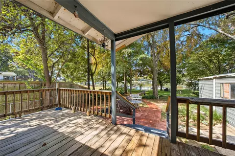 Exterior - 194 Thunderbird Dr, Mabank, TX 75156 photo 3 of 6