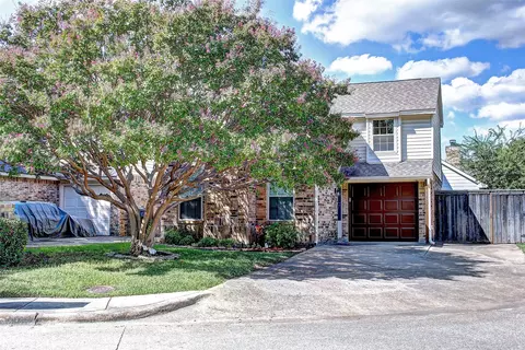 3051 Harbinger Ln, Dallas, TX 75287