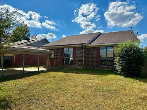 2450 SE 40th St, Paris, TX 75460