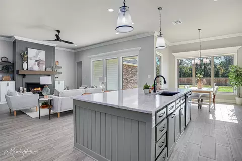 Kitchen - 171 Sitka Loop, Haughton, LA 71037 photo 4 of 5