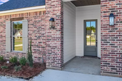 Exterior - 171 Sitka Loop, Haughton, LA 71037 photo 3 of 5