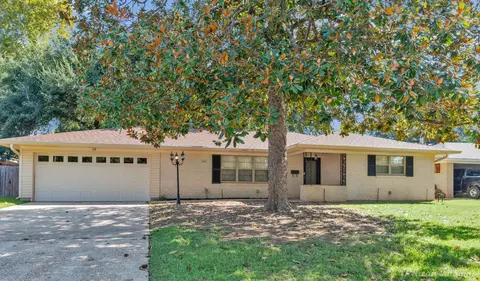 1419 Audubon Pl, Shreveport, LA 71105