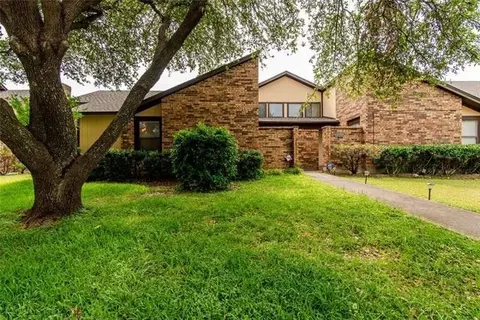 3912 Saint Christopher Ln, Dallas, TX 75287