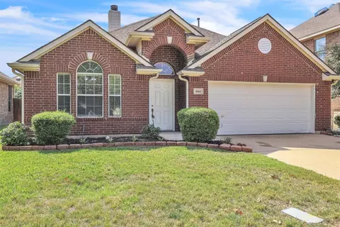4504 Indian Rock Dr, Fort Worth, TX 76244