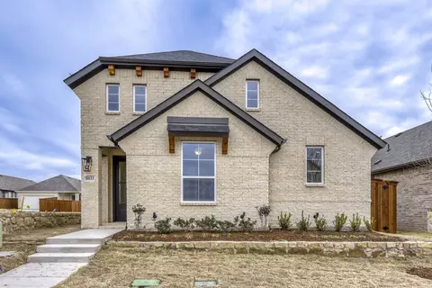 6033 Davis Knoll Dr, Fort Worth, TX 76126