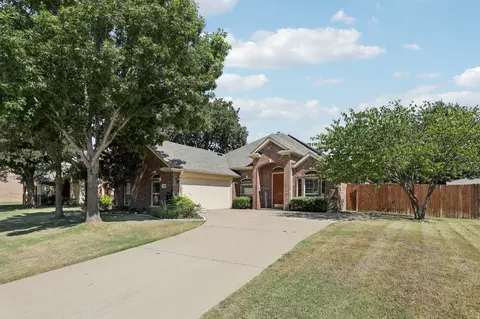 1402 Judy Ln, Mansfield, TX 76063