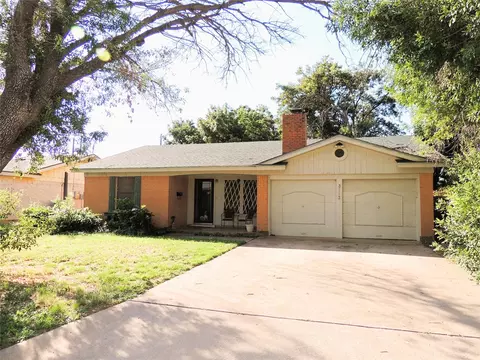 3713 Wilshire Dr, Abilene, TX 79603