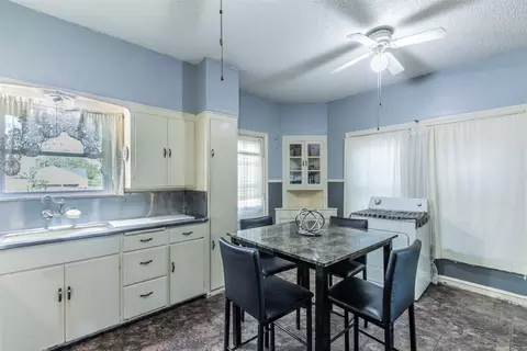 Kitchen - 2603 Pine Ave, Waco, TX 76708 photo 2 of 2