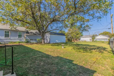 Exterior - 2603 Pine Ave, Waco, TX 76708 photo 5 of 7