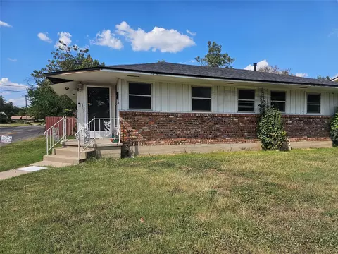 2701 Macarthur Dr, Waco, TX 76708