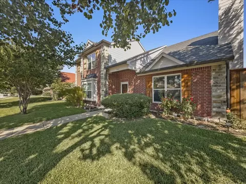7409 Harbor Dr, Rowlett, TX 75088 photo 2