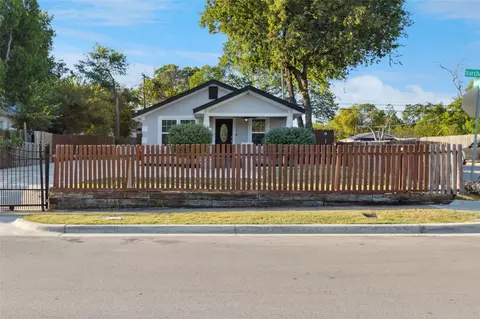 3000 Burchill Rd S, Fort Worth, TX 76105