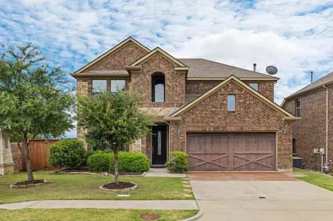 1001 Chickasaw Dr, Carrollton, TX 75010