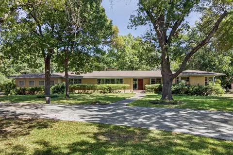 1508 N Buckner Blvd, Dallas, TX 75218