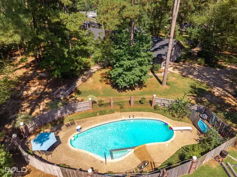 Exterior - 1200 N Acres Cir, Springhill, LA 71075 photo 8 of 8