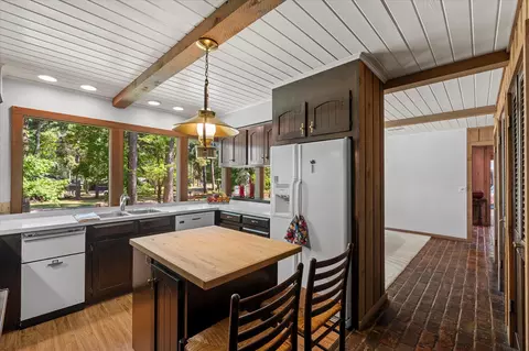 Kitchen - 1200 N Acres Cir, Springhill, LA 71075 photo 4 of 4