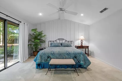 Bedroom - 1200 N Acres Cir, Springhill, LA 71075 photo 2 of 7