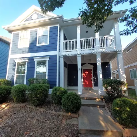 1422 Sea Pines Dr, Savannah, TX 76227