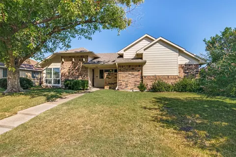 721 Wedgegate Dr, Plano, TX 75023