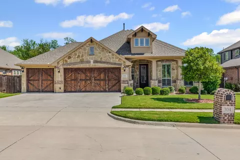304 Hawthorn Dr, Wylie, TX 75098