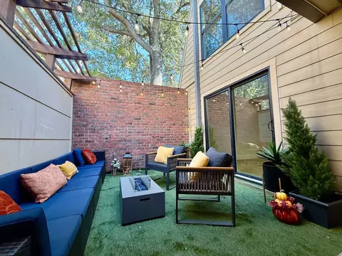3929 Buena Vista St #F, Dallas, TX 75204