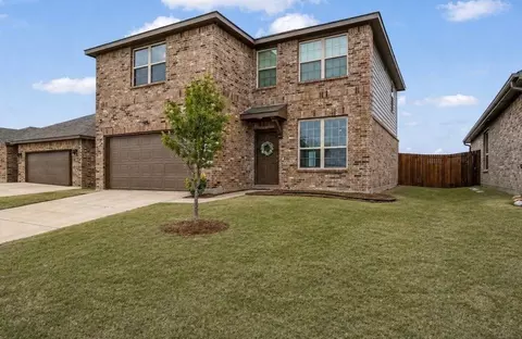 1238 Benwick Dr, Van Alstyne, TX 75495