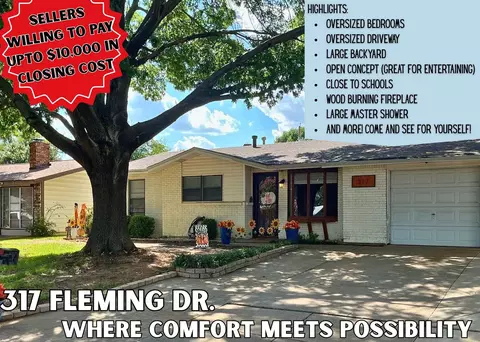 317 Fleming Dr, Hurst, TX 76053