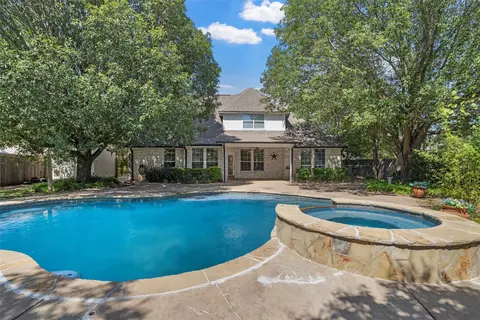 Exterior - 5624 Rosalie Dr, Waco, TX 76708 photo 6 of 8